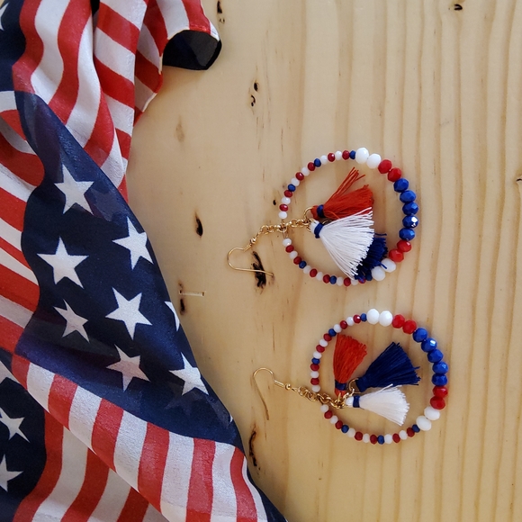 Patriotic Circle Beaded & Tassel Earrings - Picture 5 of 5